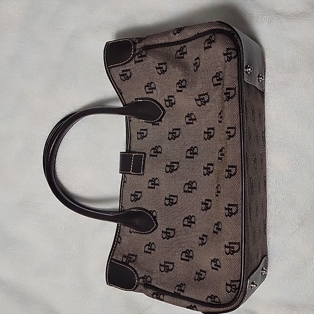 Dooney & Bourke Purse - Picture 2 of 7